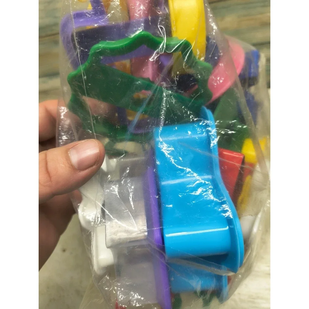 COOKIE CUTTERS Huge Lot Big Bag Crafts Clay Holidays Events‎ Cooky Cookies